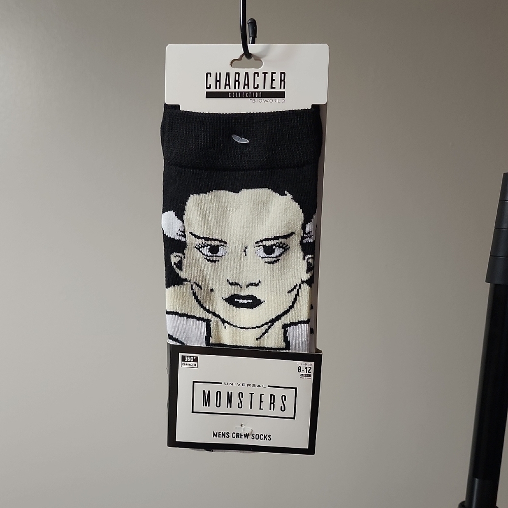 Universal Monsters Men's Crew Socks - Black and White